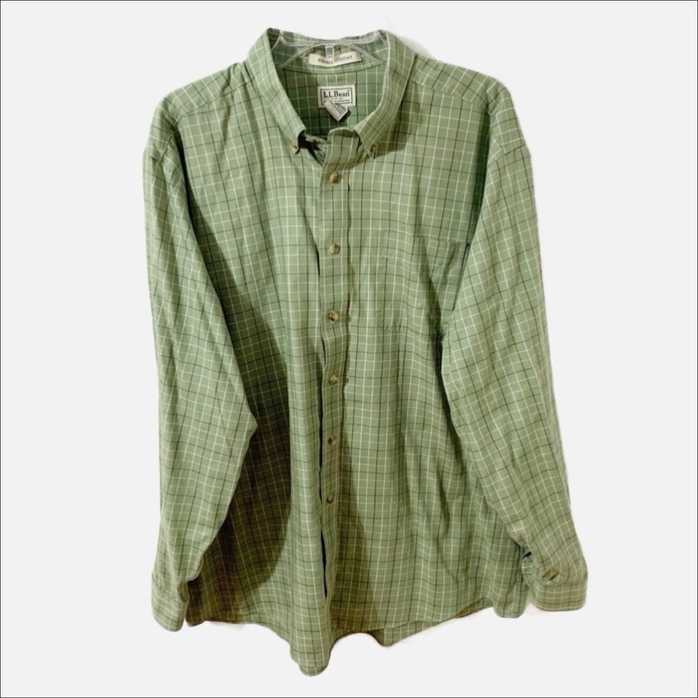L.L. Bean Plaid 100% Cotton Long Sleeve Down Collared Shirt Buttons at Cuffs